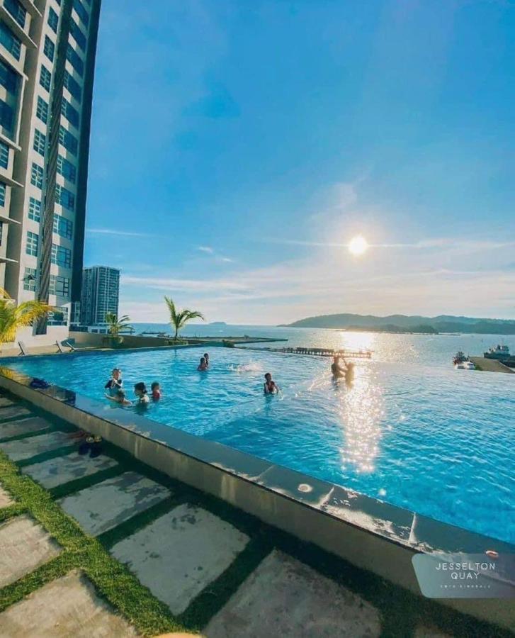 Botiza Suites At Jesselton Quay Kota Kinabalu Exterior foto